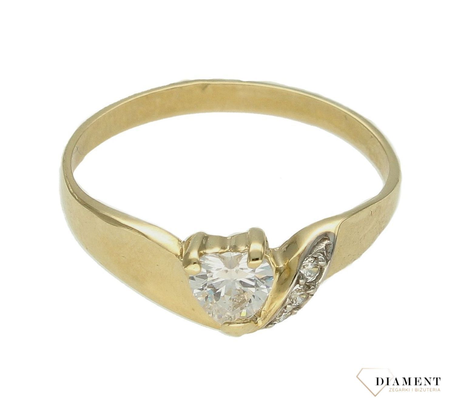 Pierścionek damski złoty zaręczynowy serce z cyrkonii próba 375 PI 1962 375. Złota biżuteria na prezent. Pierścionki złote na pr (2).jpg